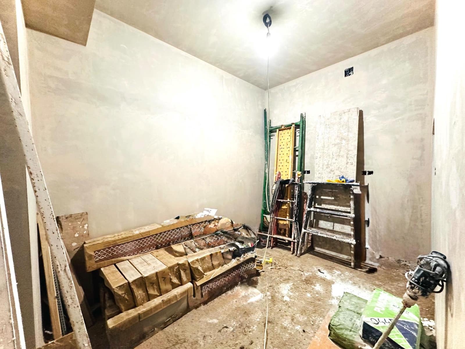 Casa de 3 habitaciones en Belicena en venta - 138.900 € (Ref: 9611658)