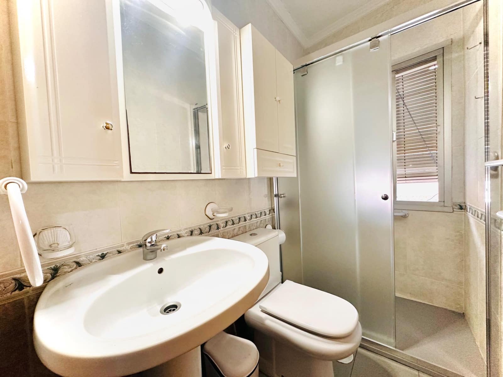 5 sypialnia Dom na sprzedaż w Maracena z garażem - 238 000 € (Ref: 9611659)