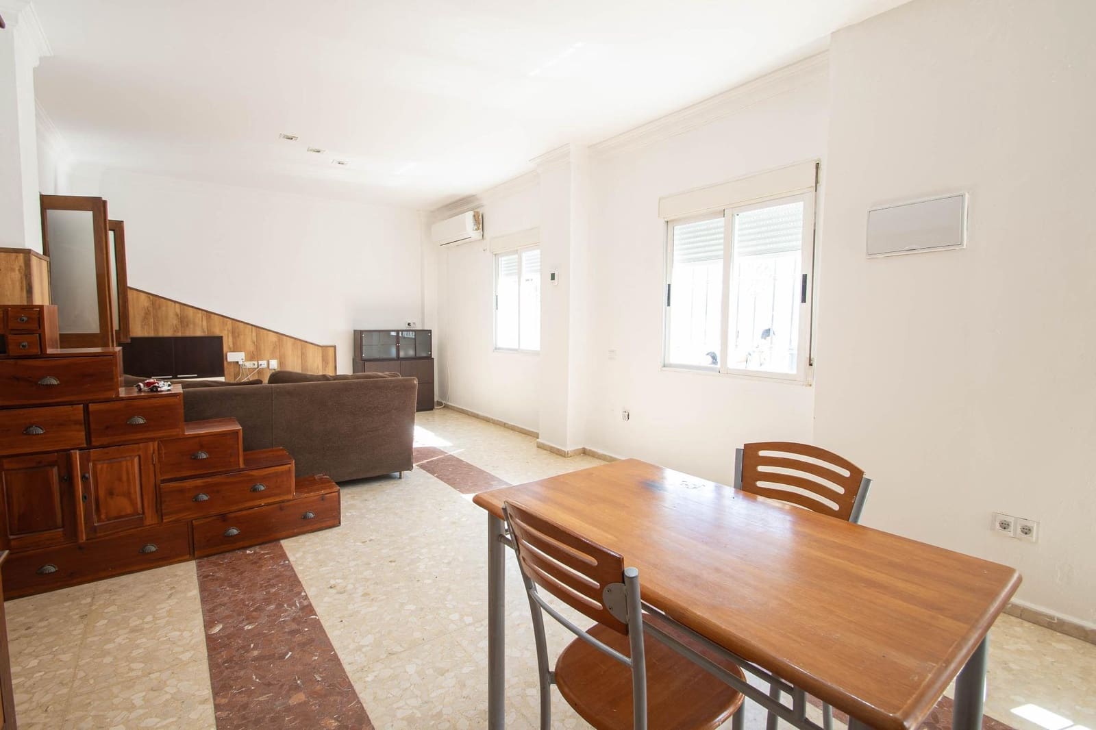 5 soveværelse Rækkehus til salg i Santa Fe med garage - € 158.000 (Ref: 9615823)