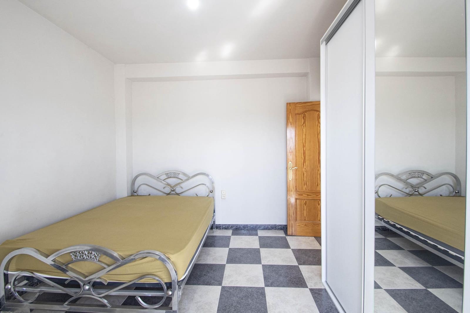 5 soveværelse Rækkehus til salg i Santa Fe med garage - € 158.000 (Ref: 9615823)