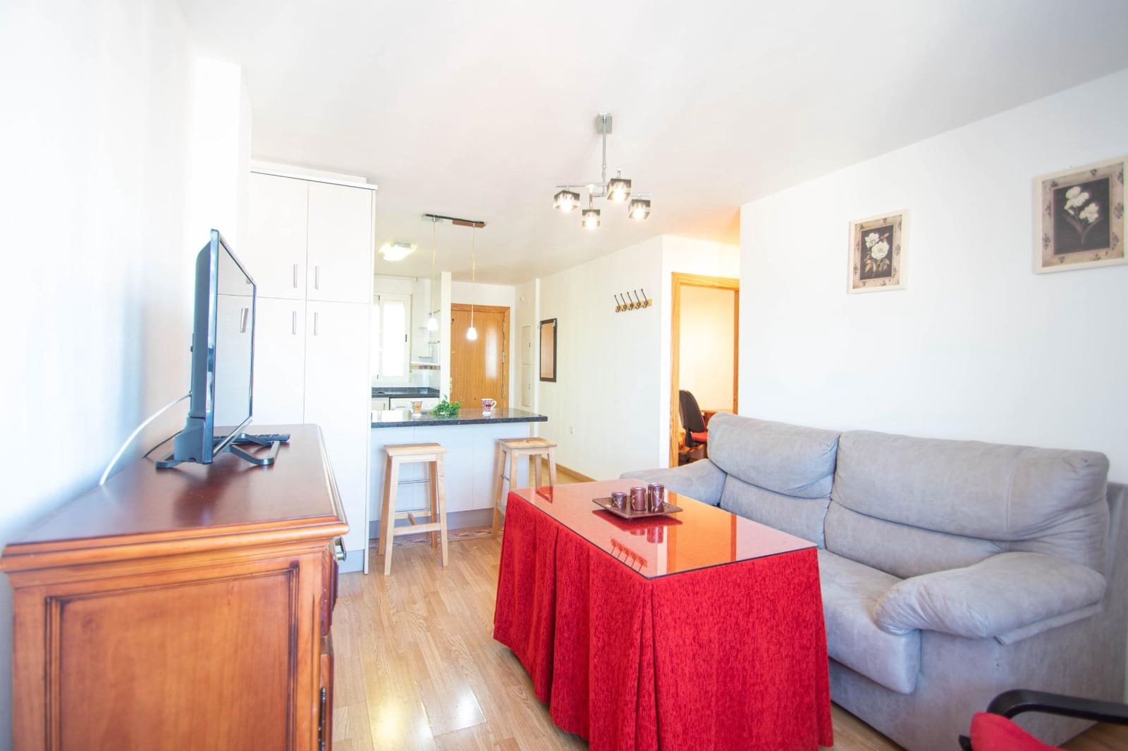 Piso de 2 habitaciones en La Zubia en venta con garaje - 139.999 € (Ref: 9625808)