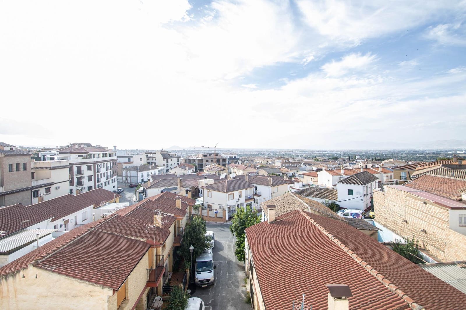 Piso de 2 habitaciones en La Zubia en venta con garaje - 139.999 € (Ref: 9625808)