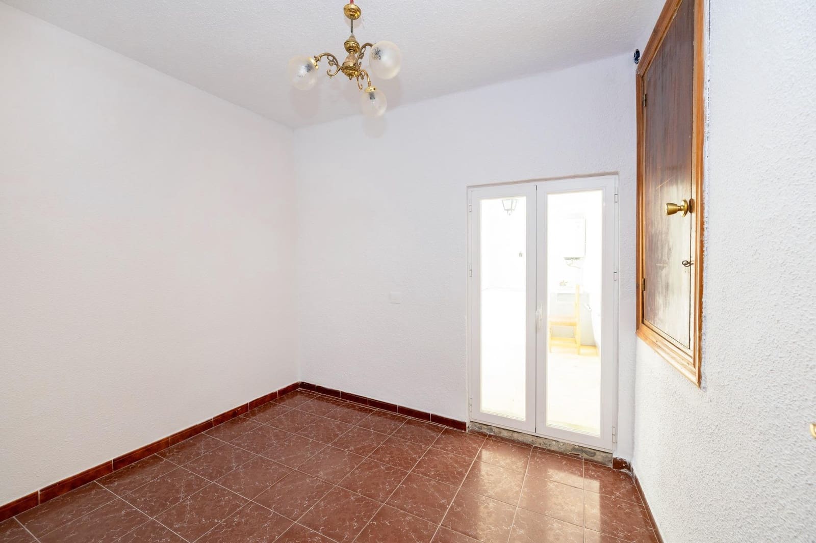Apartamento de 4 habitaciones en Cenes de la Vega en venta - 148.000 € (Ref: 9634415)