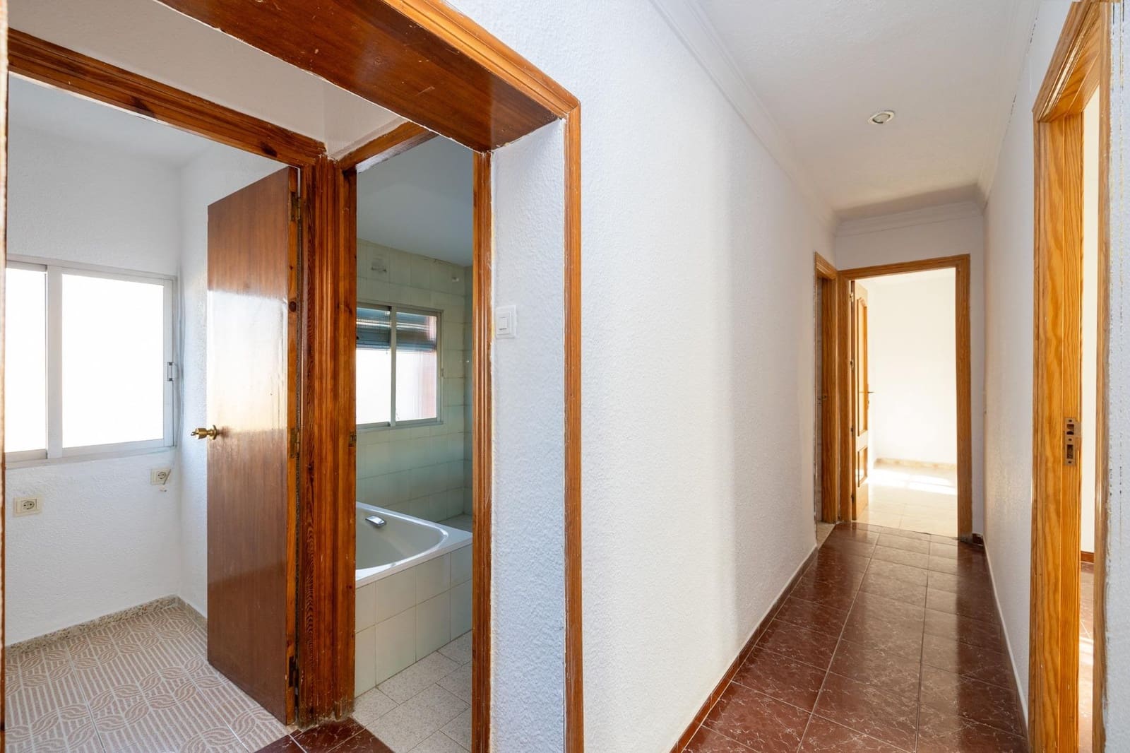 Apartamento de 4 habitaciones en Cenes de la Vega en venta - 148.000 € (Ref: 9634415)