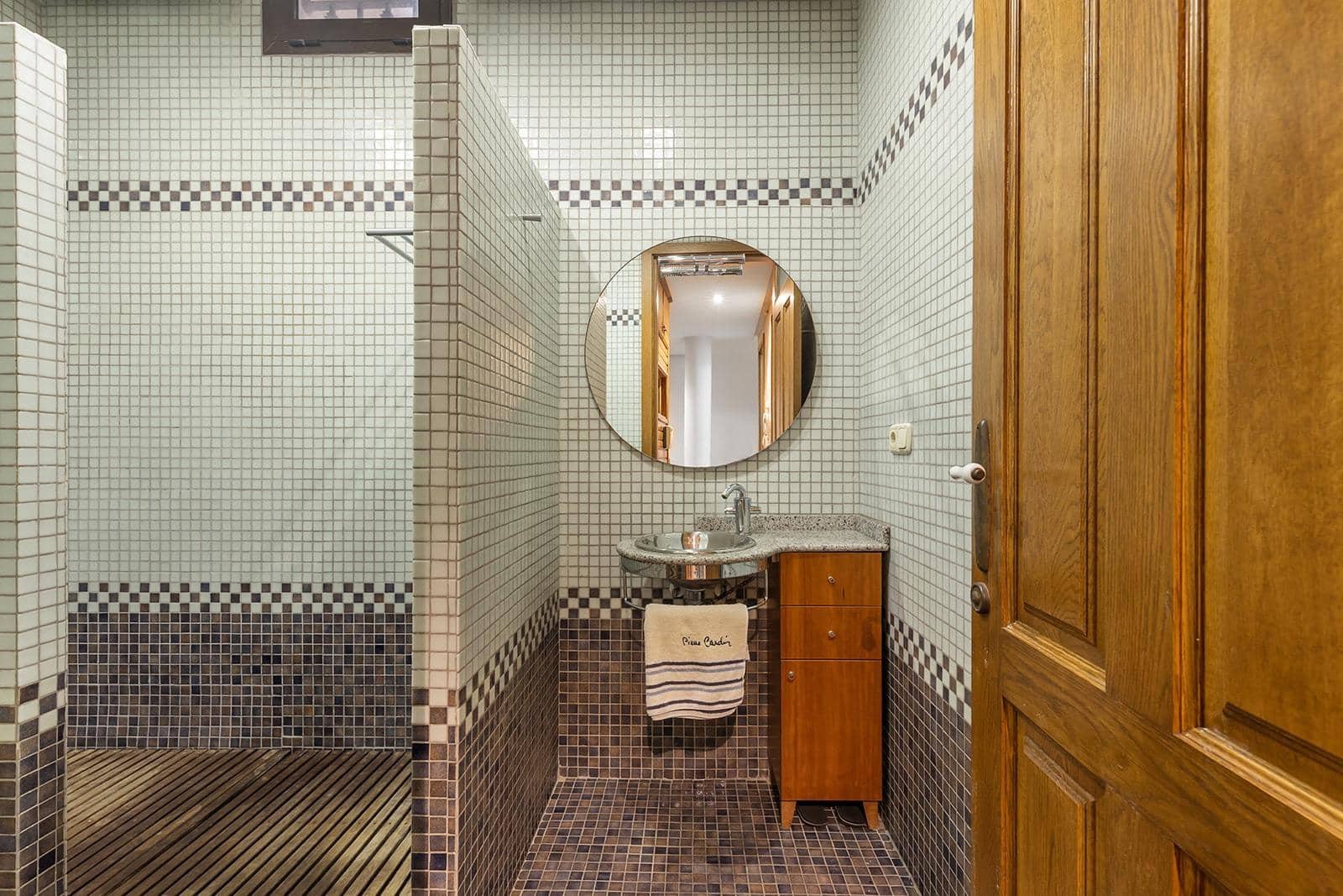 7 slaapkamer Villa te koop in La Veleta met zwembad garage - € 2.490.000 (Ref: 9634416)