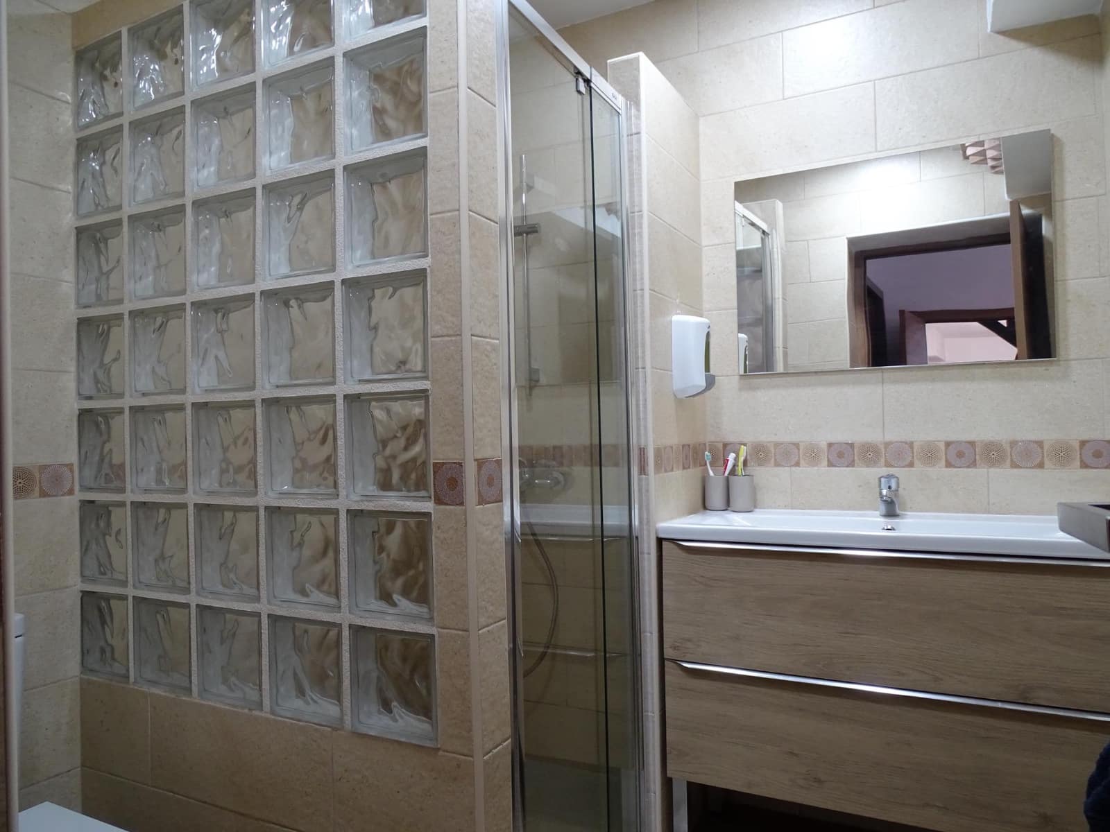 5 slaapkamer Villa te koop in Atarfe met zwembad garage - € 450.000 (Ref: 9637718)