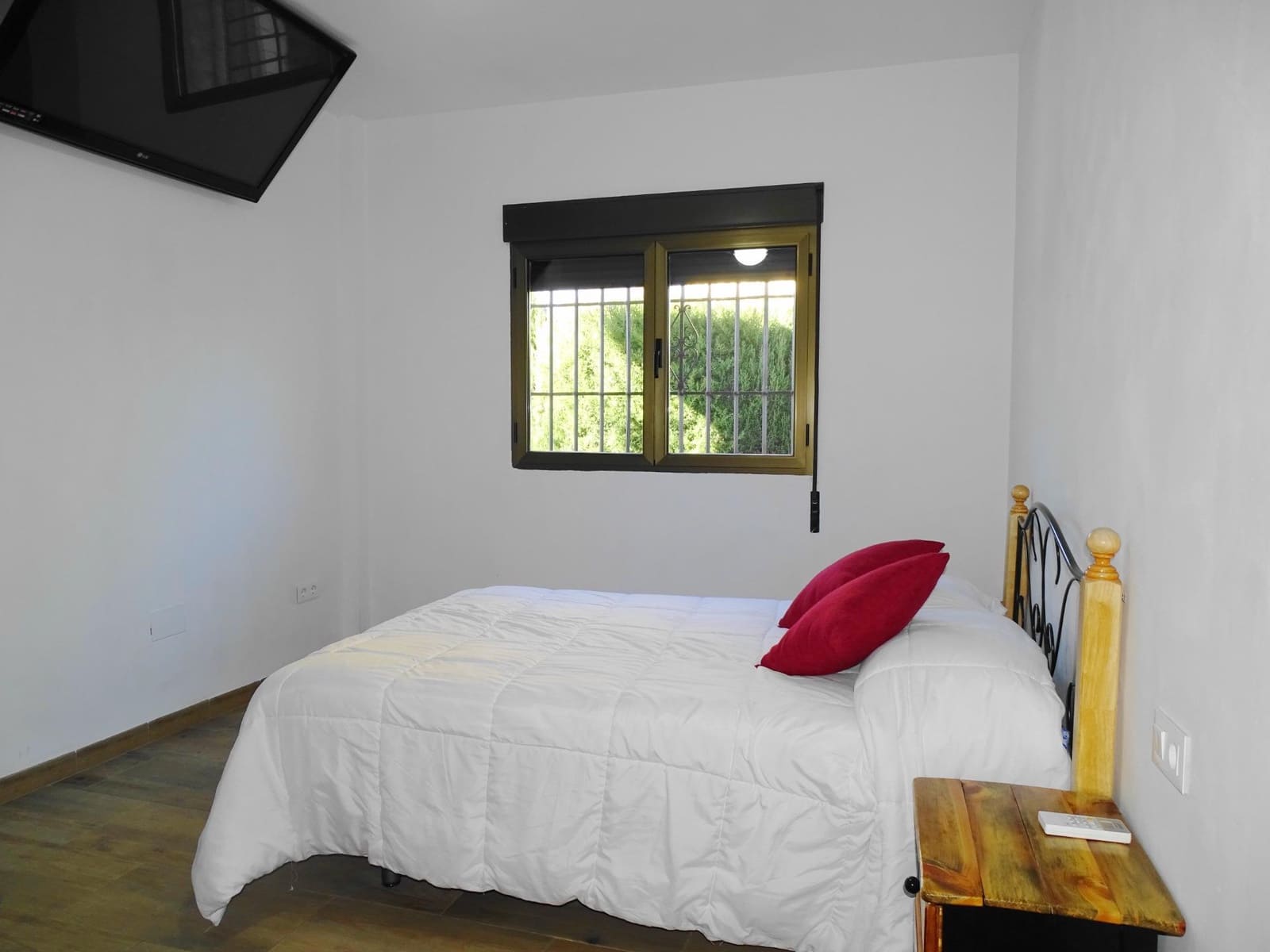 5 slaapkamer Villa te koop in Atarfe met zwembad garage - € 450.000 (Ref: 9637718)