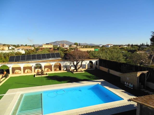 5 slaapkamer Villa te koop in Atarfe met zwembad garage - € 450.000 (Ref: 9637718)