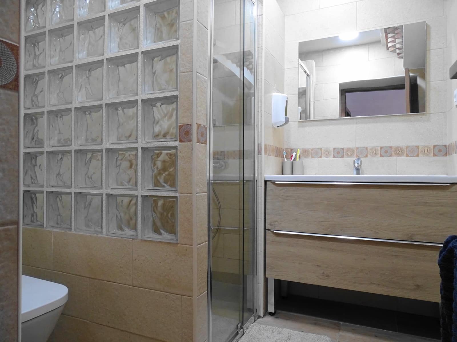 5 slaapkamer Villa te koop in Atarfe met zwembad garage - € 450.000 (Ref: 9637718)