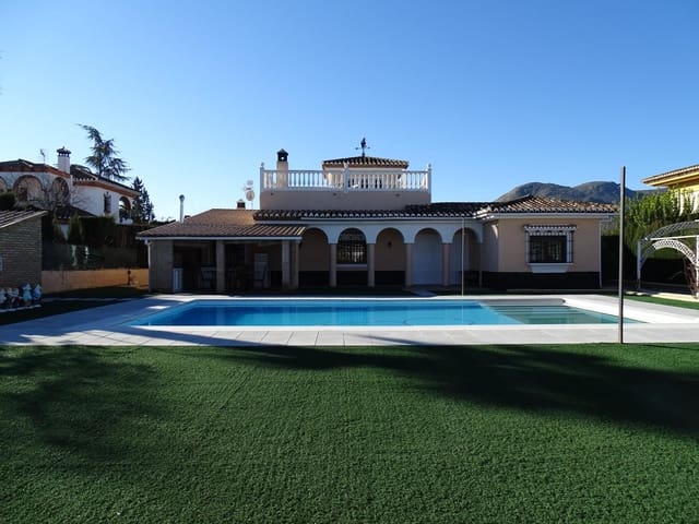 5 slaapkamer Villa te koop in Atarfe met zwembad garage - € 450.000 (Ref: 9637718)