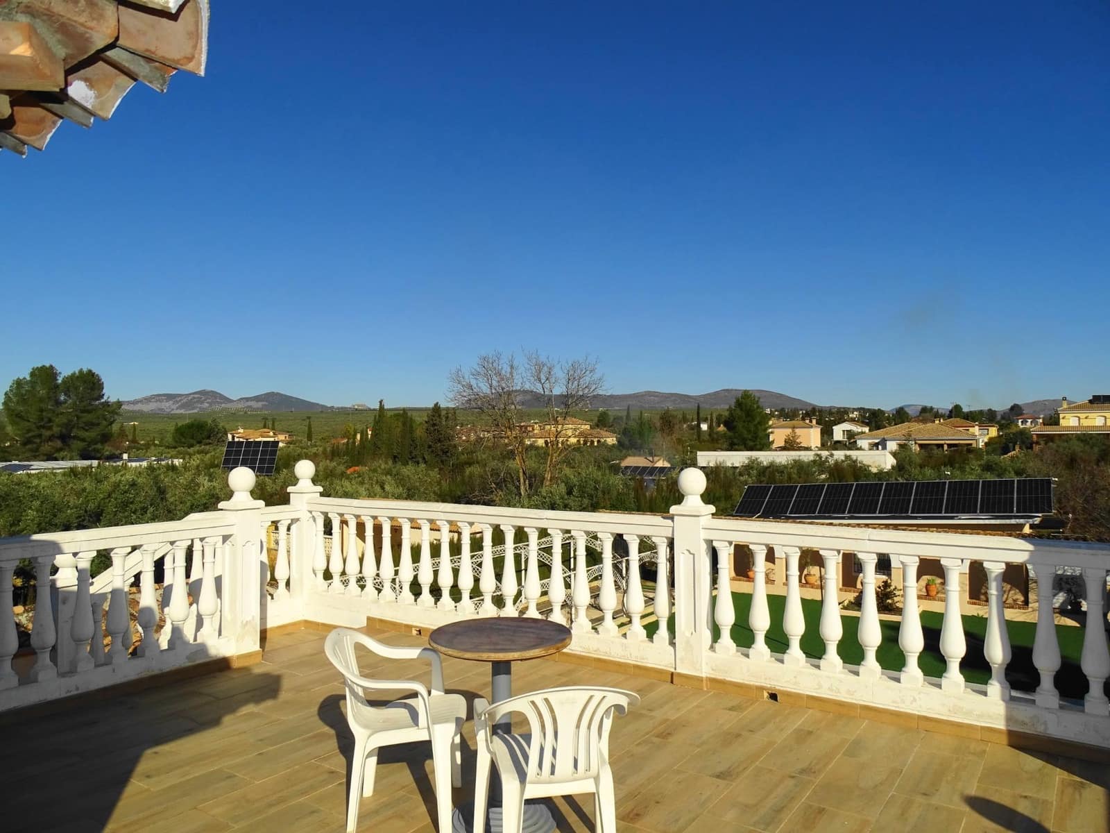 5 slaapkamer Villa te koop in Atarfe met zwembad garage - € 450.000 (Ref: 9637718)