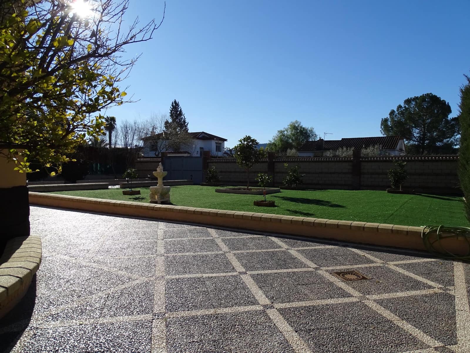 5 slaapkamer Villa te koop in Atarfe met zwembad garage - € 450.000 (Ref: 9637718)