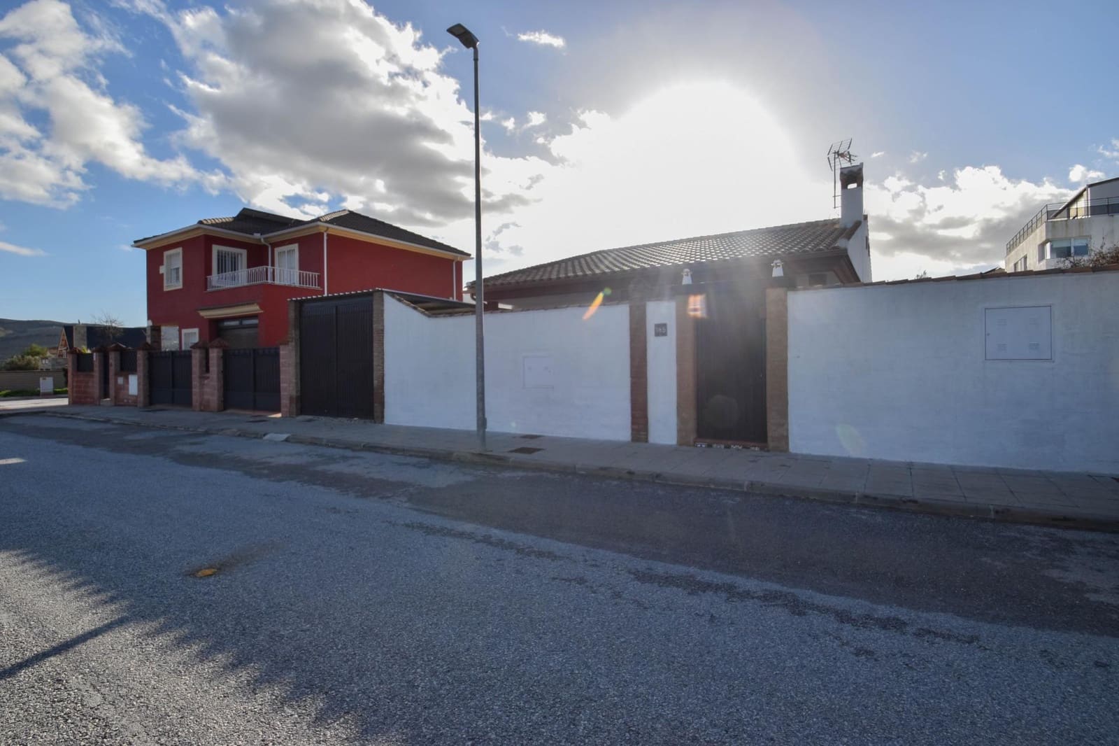 3 makuuhuone Bungalow myytävänä paikassa Atarfe mukana 
autotalli - 203 000 € (Ref: 9637719)