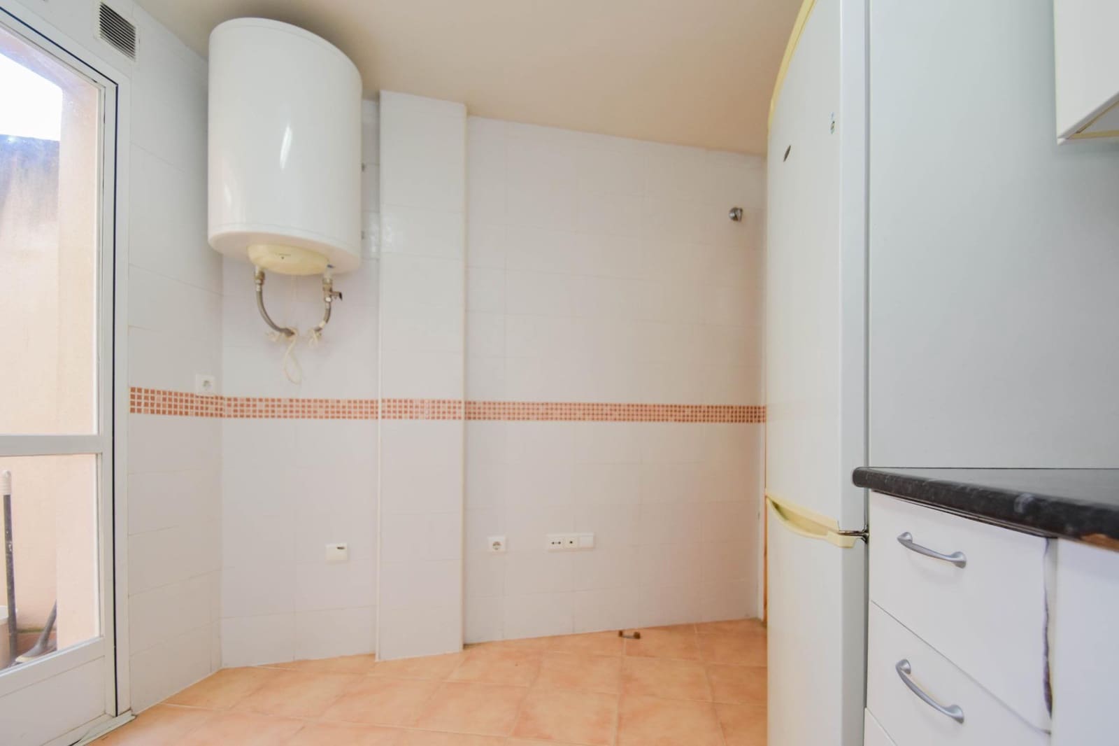 1 makuuhuone Asunto myytävänä paikassa Atarfe - 118 000 € (Ref: 9652120)