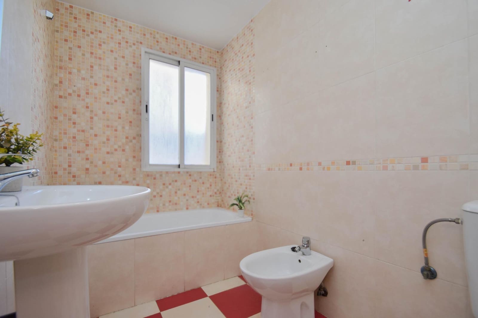 1 makuuhuone Asunto myytävänä paikassa Atarfe - 118 000 € (Ref: 9652120)