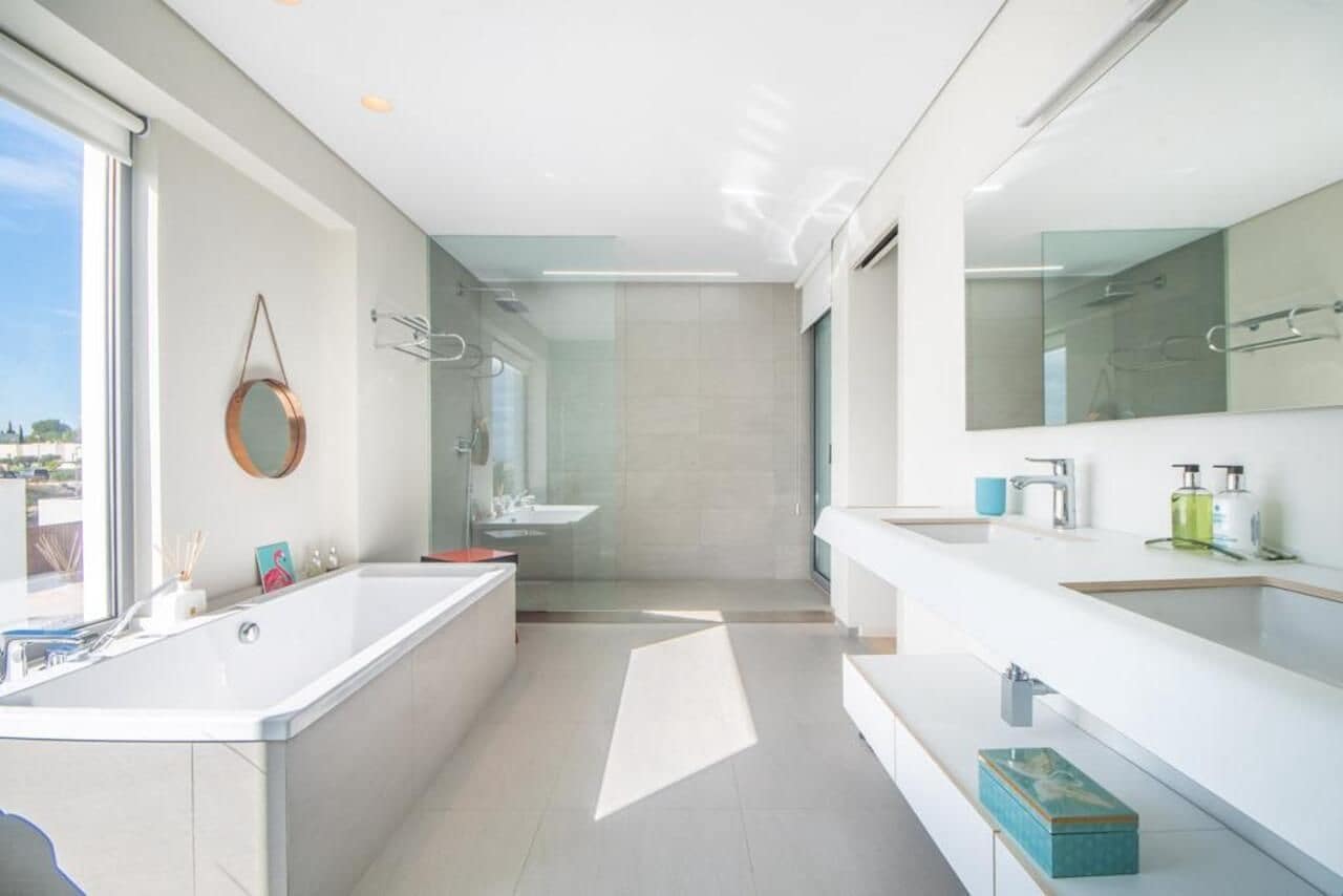 4 sovrum Villa till salu i Las Colinas Golf med pool garage - 1 200 000 € (Ref: 9674349)