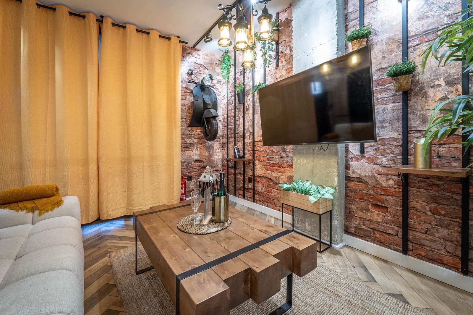 1 chambre Loft à vendre à Grenade ville - 139 000 € (Ref: 9674359)