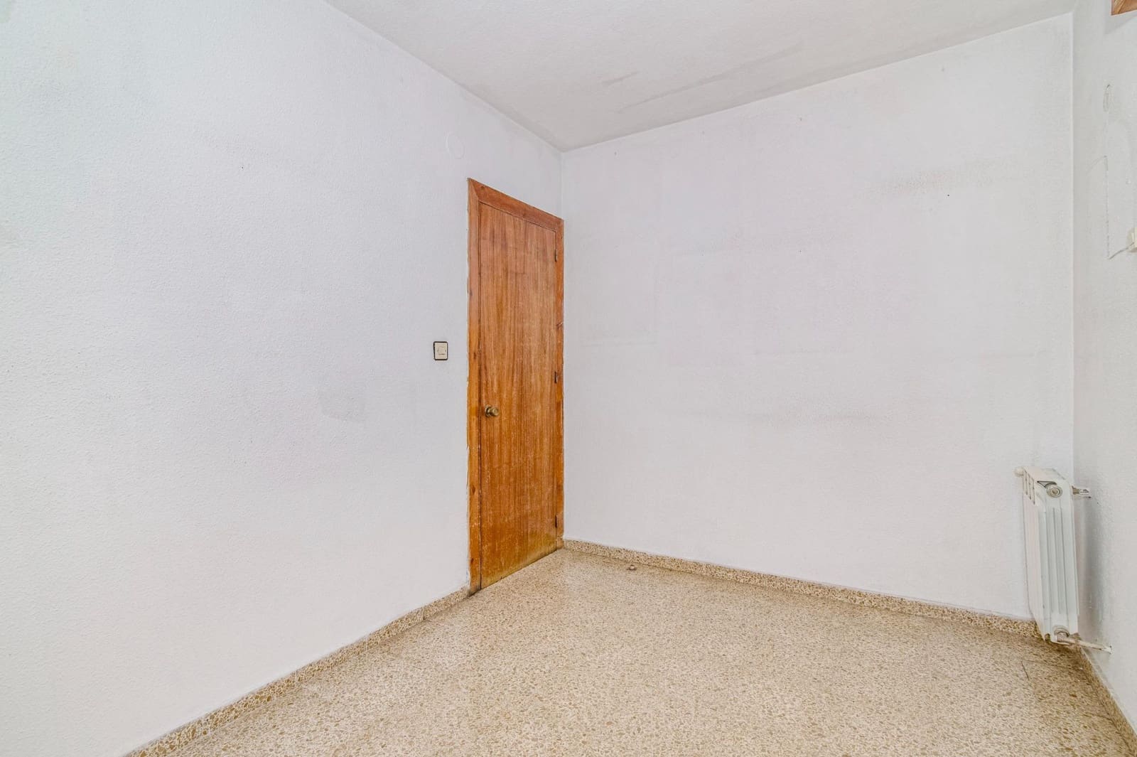 Piso de 5 habitaciones en Granada ciudad en venta - 360.000 € (Ref: 9674360)