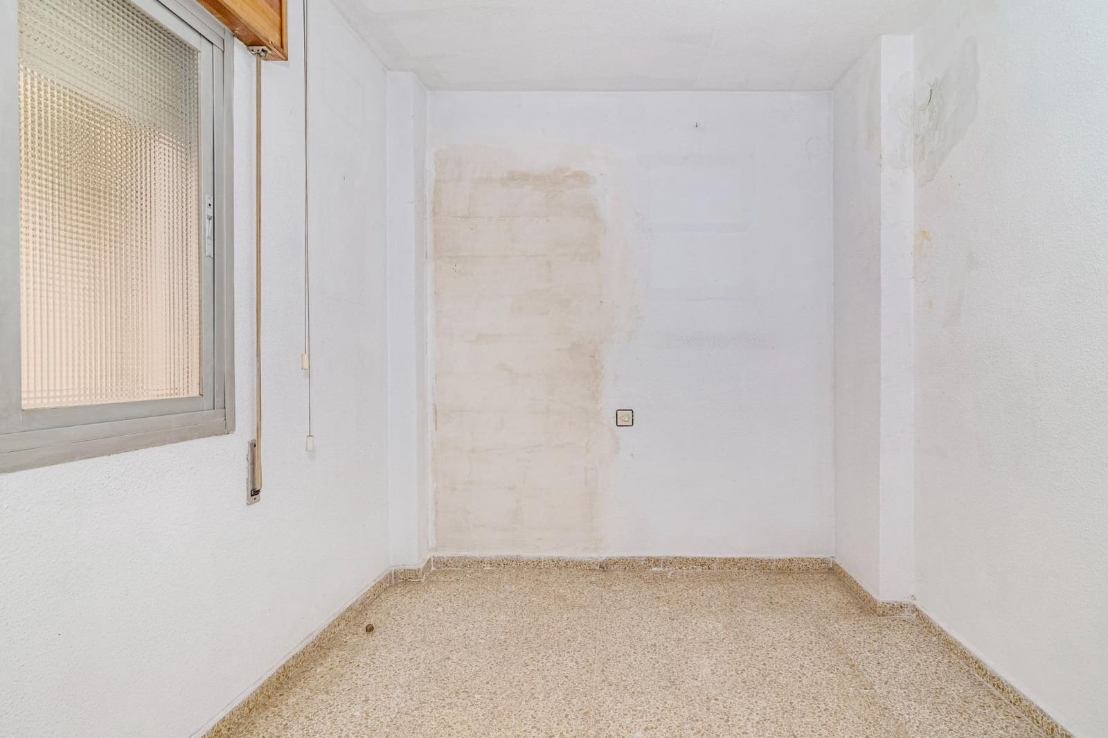 Piso de 5 habitaciones en Granada ciudad en venta - 360.000 € (Ref: 9674360)