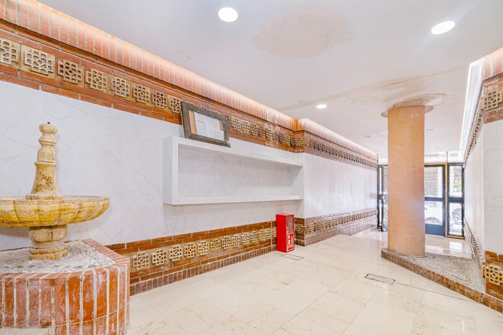 Piso de 5 habitaciones en Granada ciudad en venta - 360.000 € (Ref: 9674360)