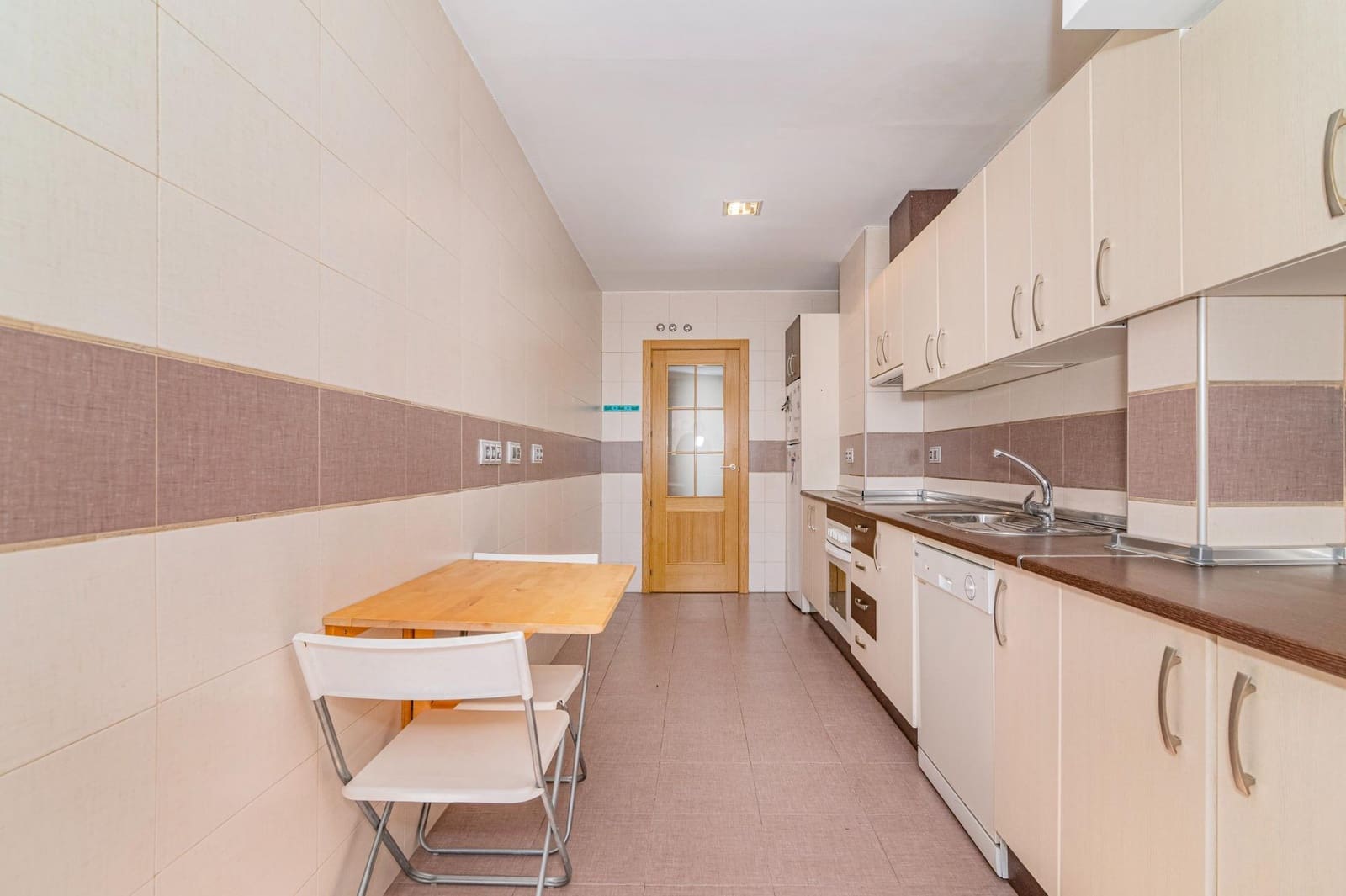 2 slaapkamer Flat te koop in Granada stad met zwembad garage - € 362.000 (Ref: 9674361)