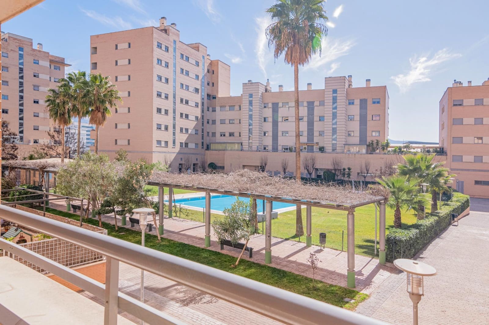 2 slaapkamer Flat te koop in Granada stad met zwembad garage - € 362.000 (Ref: 9674361)