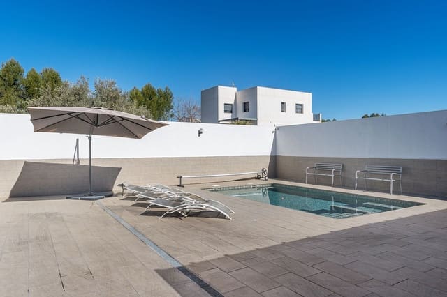 3 camera da letto Villa in vendita in Atarfe con piscina - 349.900 € (Rif: 9674362)