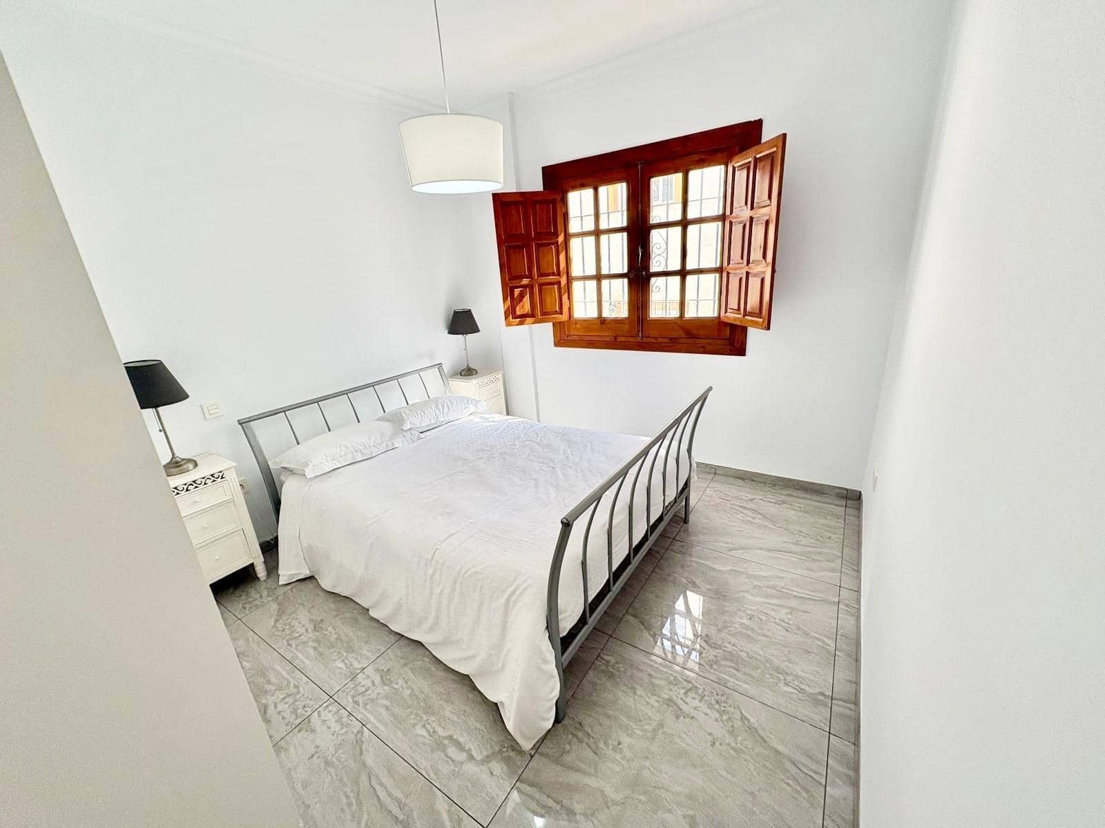 2 bedroom Terraced Villa for sale in Salobrena with garage - € 285,000 (Ref: 9674363)