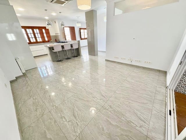 2 bedroom Terraced Villa for sale in Salobreña with garage - € 285,000 (Ref: 9674363)