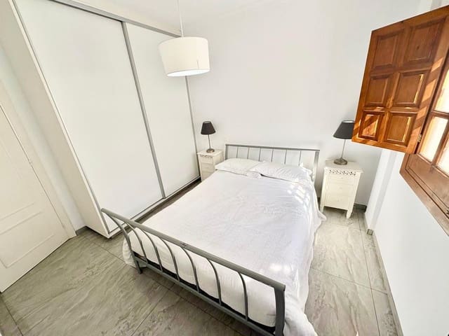 2 bedroom Terraced Villa for sale in Salobreña with garage - € 285,000 (Ref: 9674363)