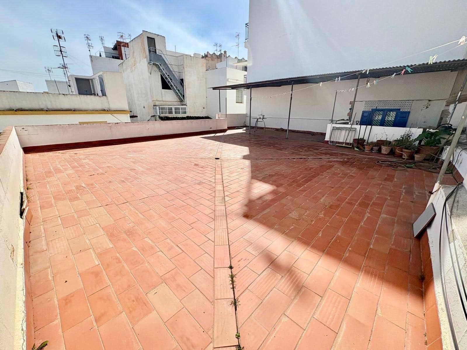 2 bedroom Terraced Villa for sale in Salobrena with garage - € 285,000 (Ref: 9674363)