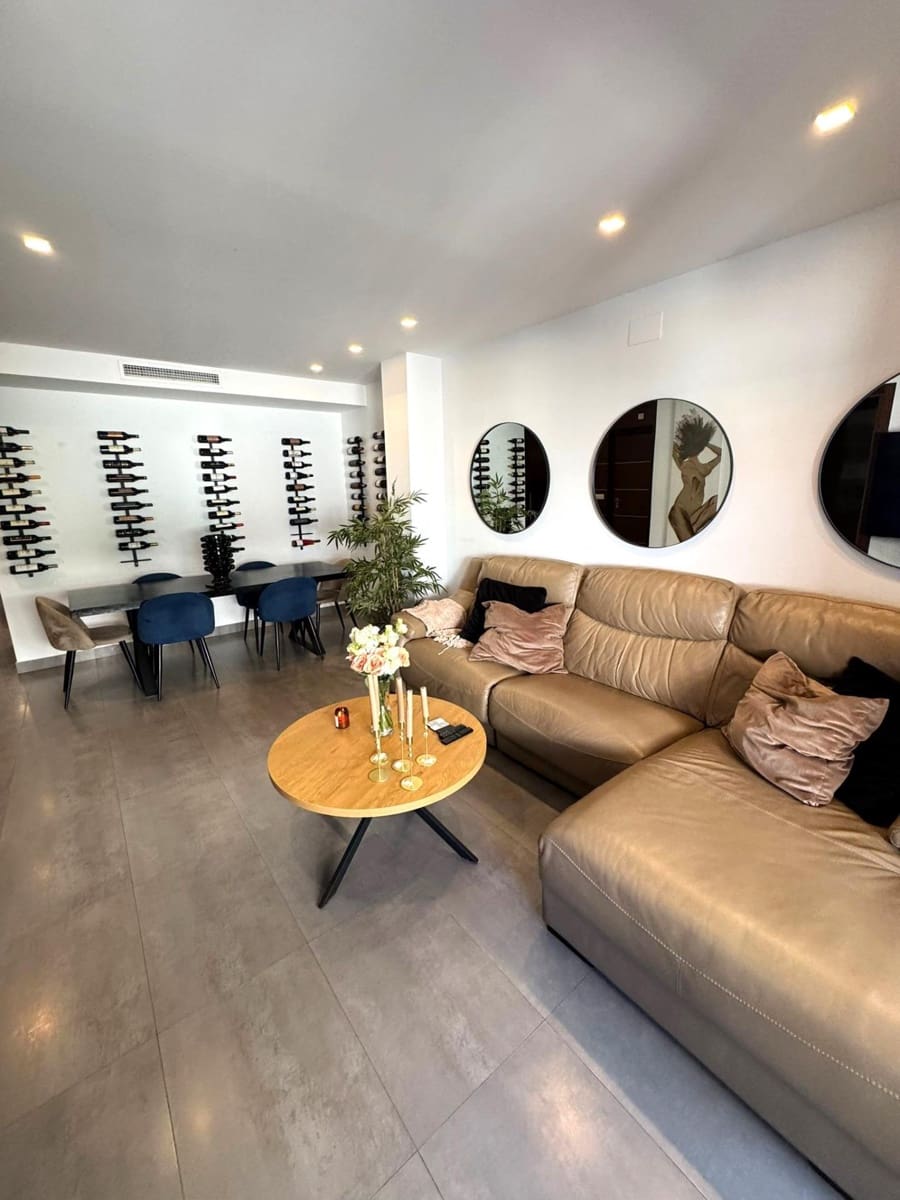 3 camera da letto Appartamento in vendita in Torrevieja - 265.000 € (Rif: 9674375)