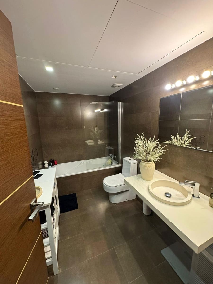 3 camera da letto Appartamento in vendita in Torrevieja - 265.000 € (Rif: 9674375)