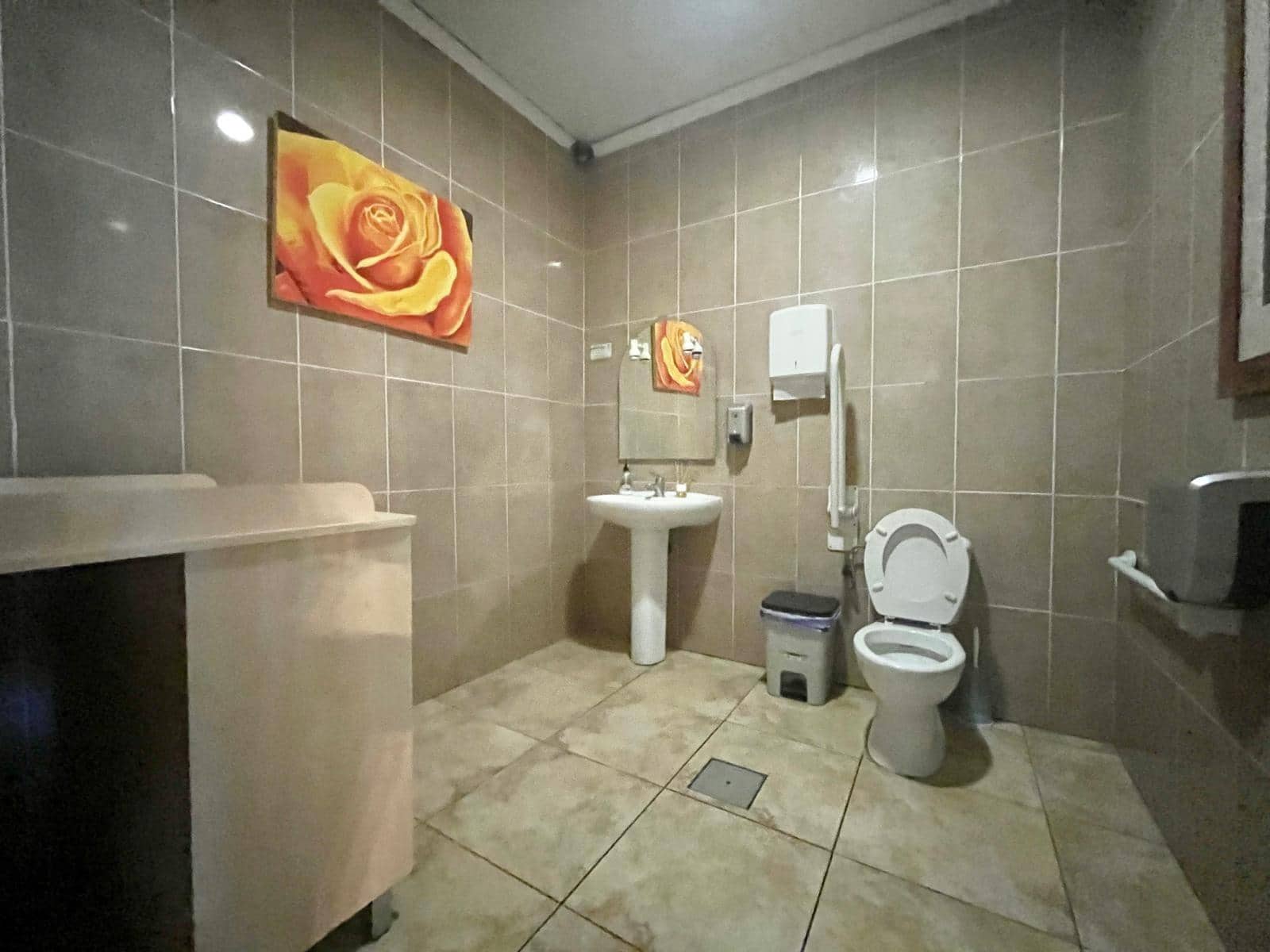 Business for rent in Orihuela Costa - € 1,325 (Ref: 9674383)