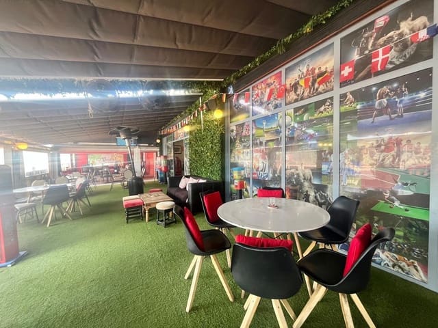 Business for rent in Lomas de Cabo Roig - Los Dolses, Orihuela - € 1,325 (Ref: 9674383)