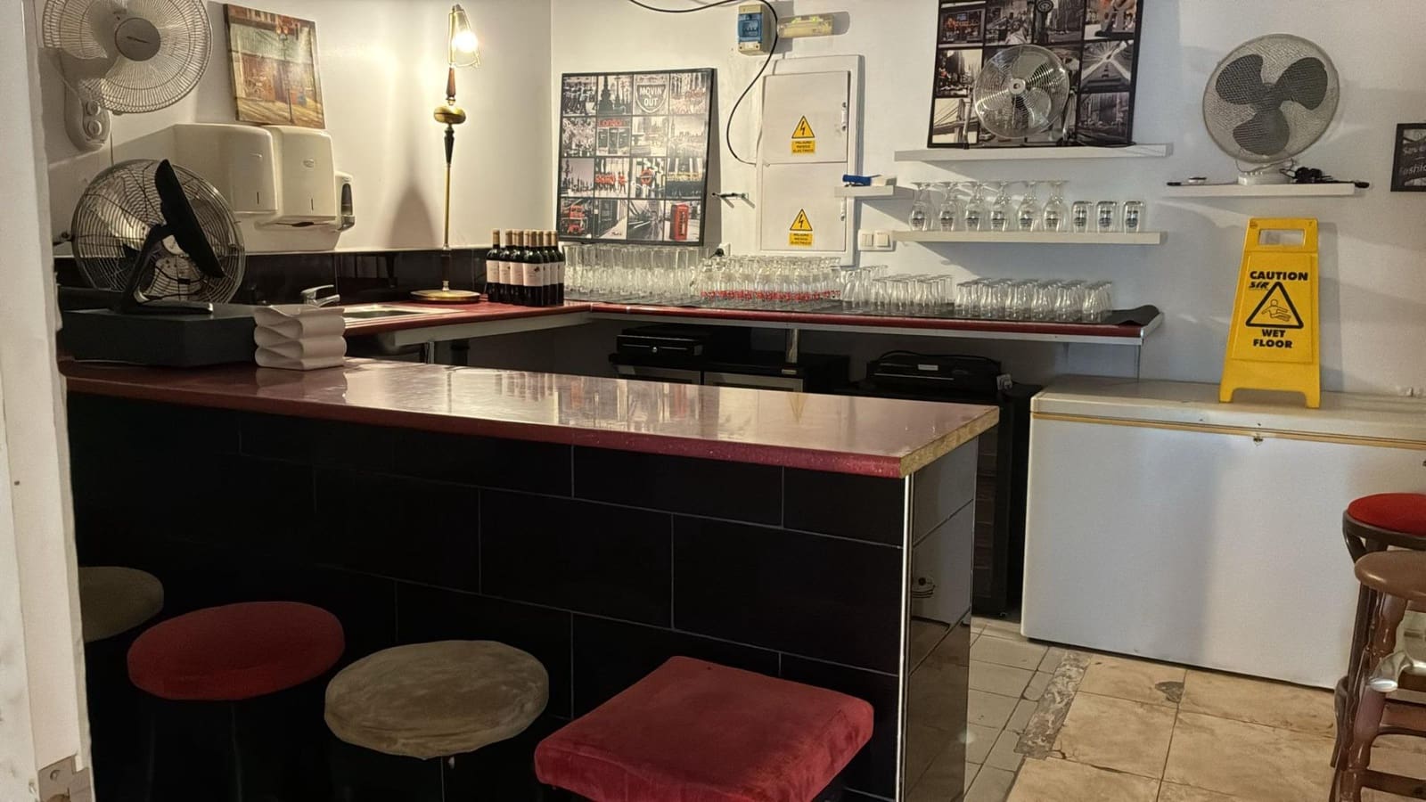 Business for rent in Orihuela Costa - € 1,325 (Ref: 9674383)