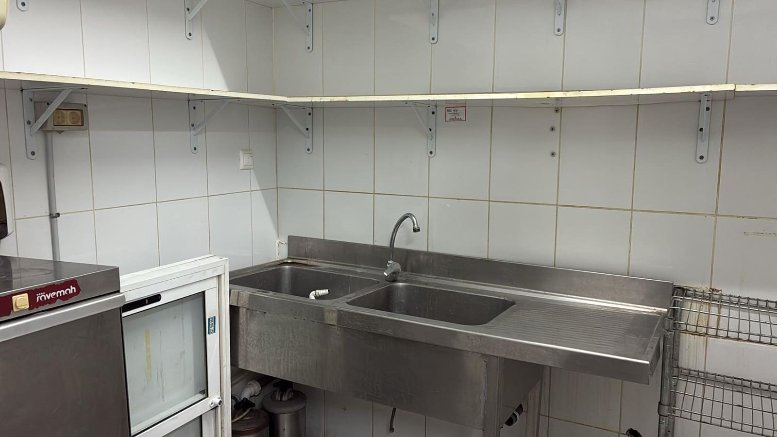 Business for rent in Orihuela Costa - € 1,325 (Ref: 9674383)