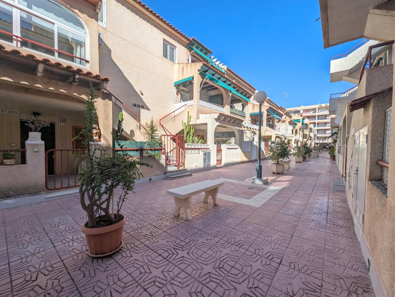 3 quarto Apartamento para venda em Torrevieja - 209 900 € (Ref: 9674385)