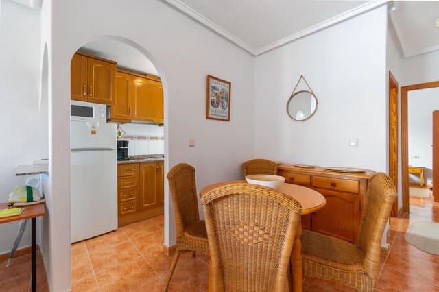 1 soveværelse Penthouse til salg i Centro, Torrevieja - € 119.000 (Ref: 9674387)