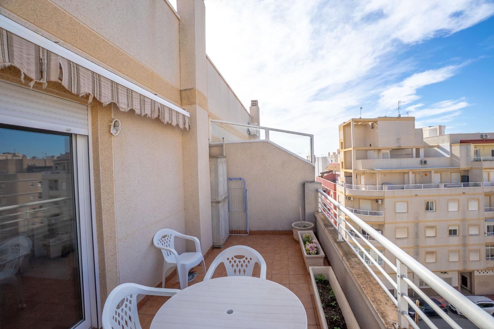 1 soveværelse Penthouse til salg i Torrevieja - € 119.000 (Ref: 9674387)