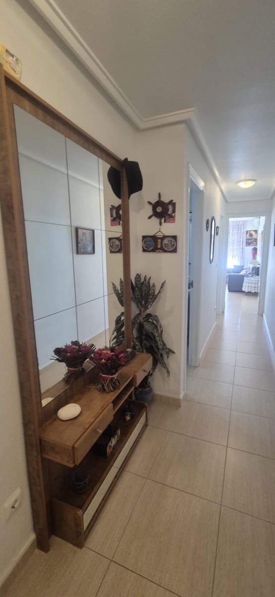 2 chambre Appartement à vendre à Torrevieja avec garage - 165 000 € (Ref: 9674388)