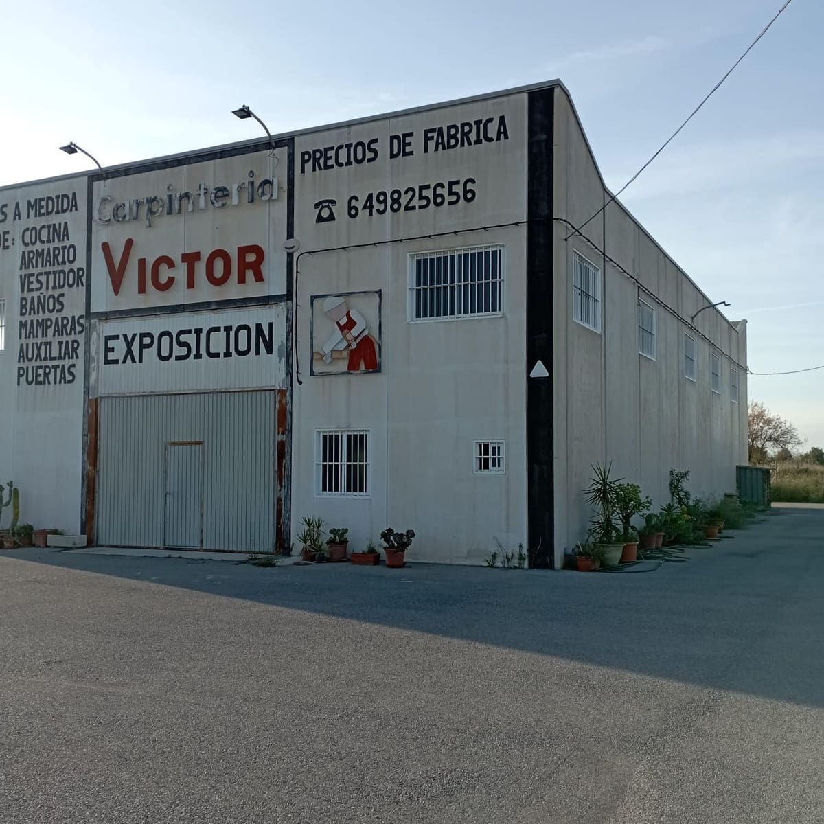 Negocio de 1 habitación en Arneva en venta - 320.000 € (Ref: 9674394)