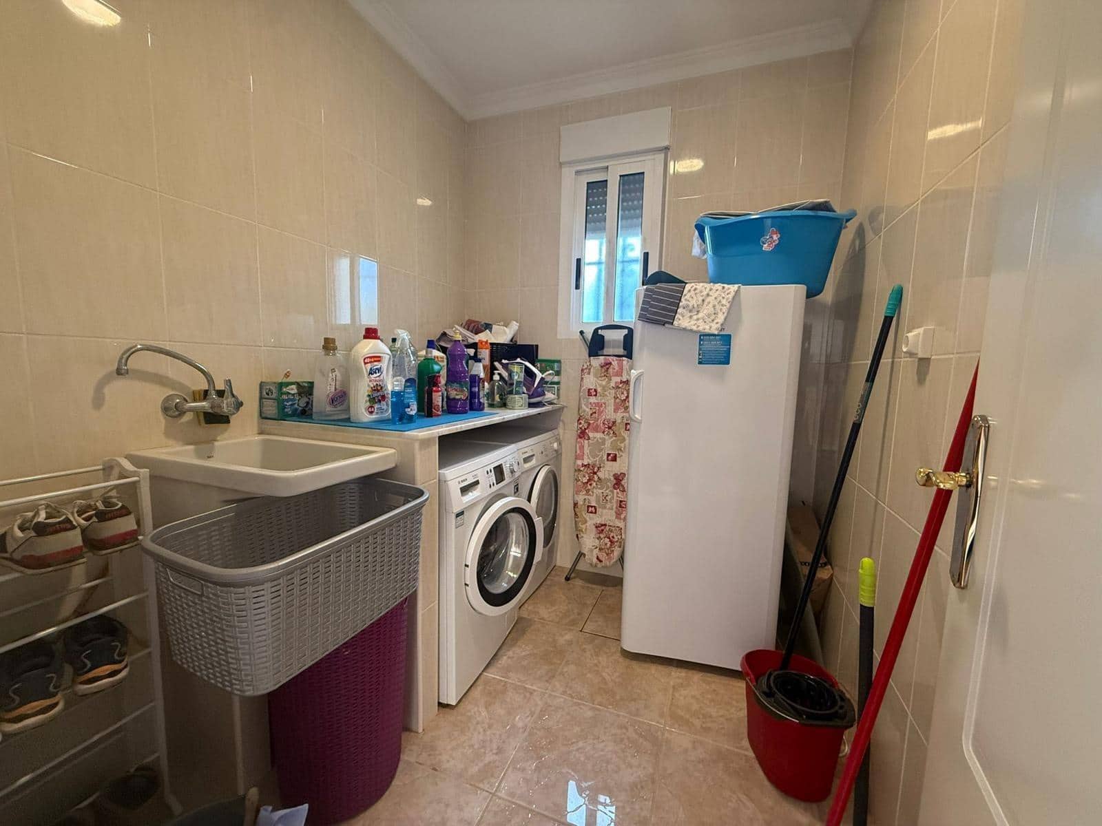 3 sypialnia Willa na sprzedaż w Callosa de Segura z basenem garażem - 399 000 € (Ref: 9674395)