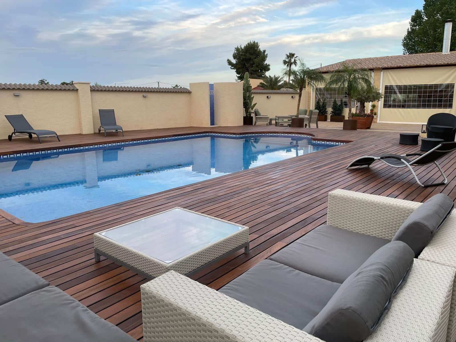 3 sypialnia Willa na sprzedaż w Callosa de Segura z basenem garażem - 399 000 € (Ref: 9674395)