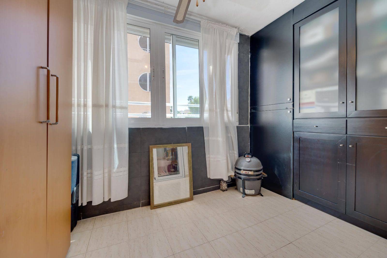 3 sypialnia Apartament na sprzedaż w Torrevieja - 137 000 € (Ref: 9674404)