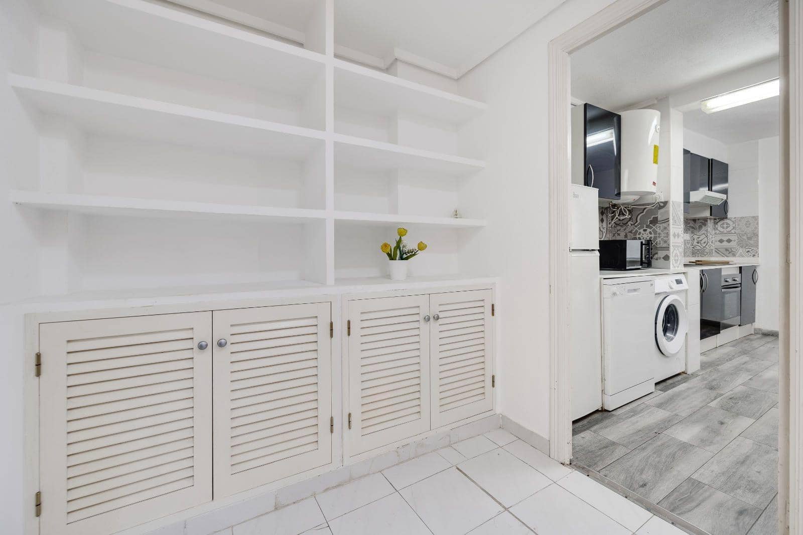 Apartamento de 2 habitaciones en Torrevieja en venta - 174.969 € (Ref: 9674405)