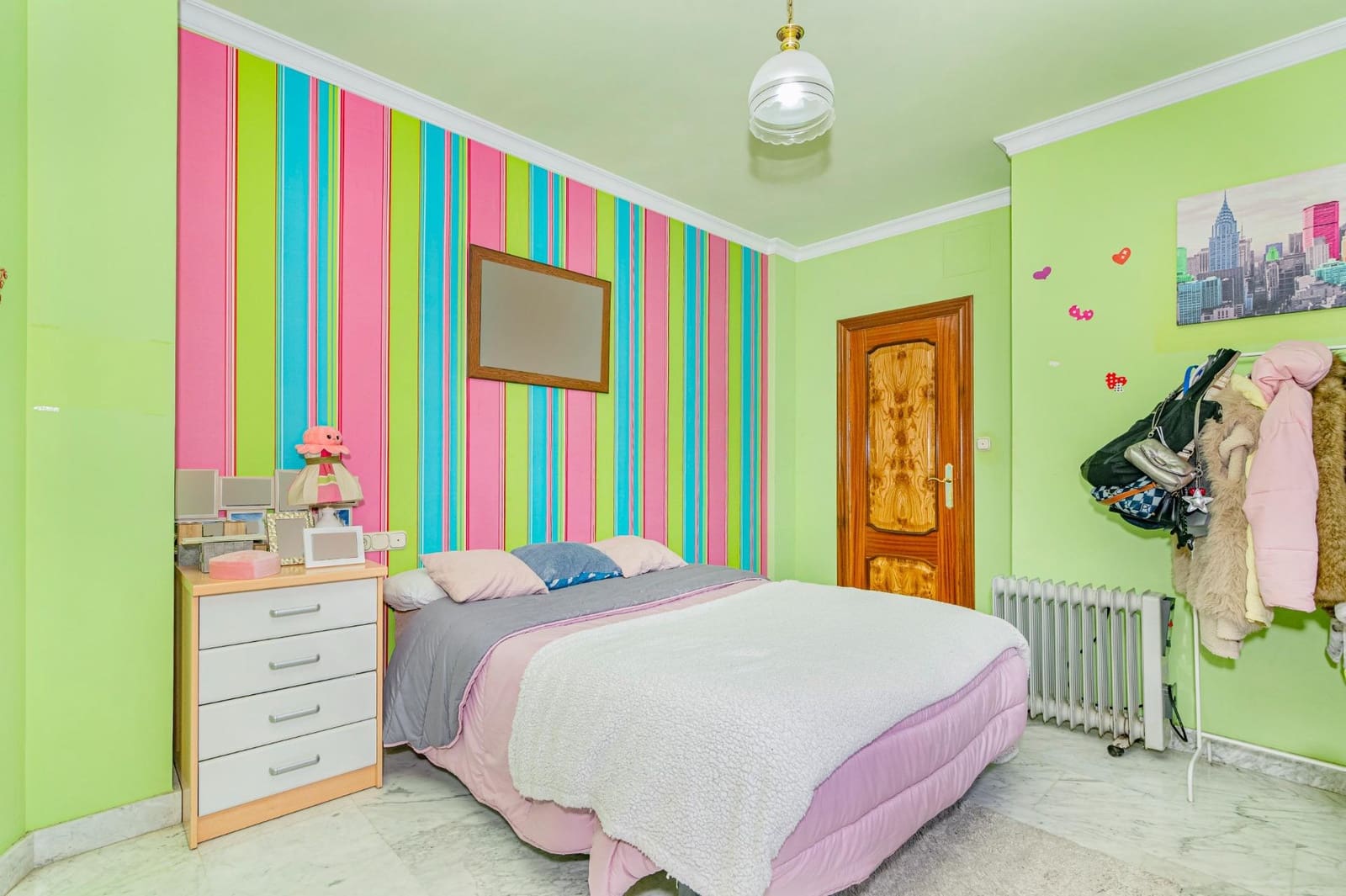 Chalet de 4 habitaciones en Granada ciudad en venta con garaje - 442.000 € (Ref: 9679951)