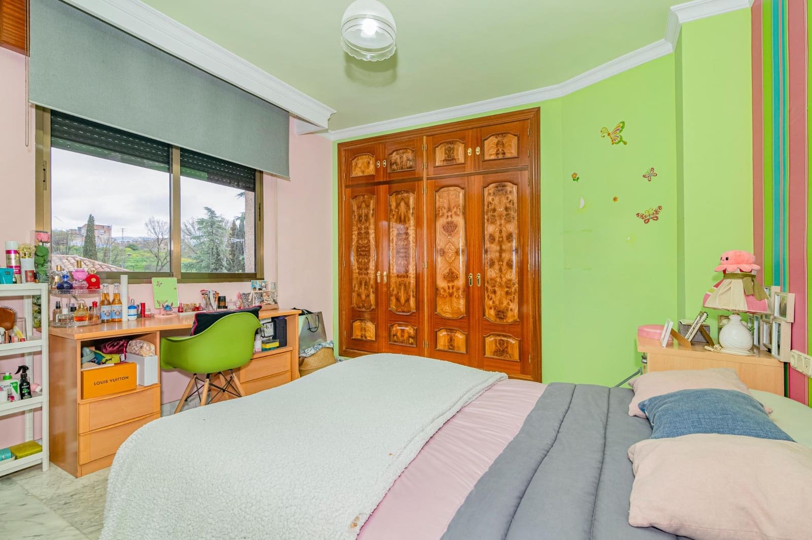 Chalet de 4 habitaciones en Granada ciudad en venta con garaje - 442.000 € (Ref: 9679951)