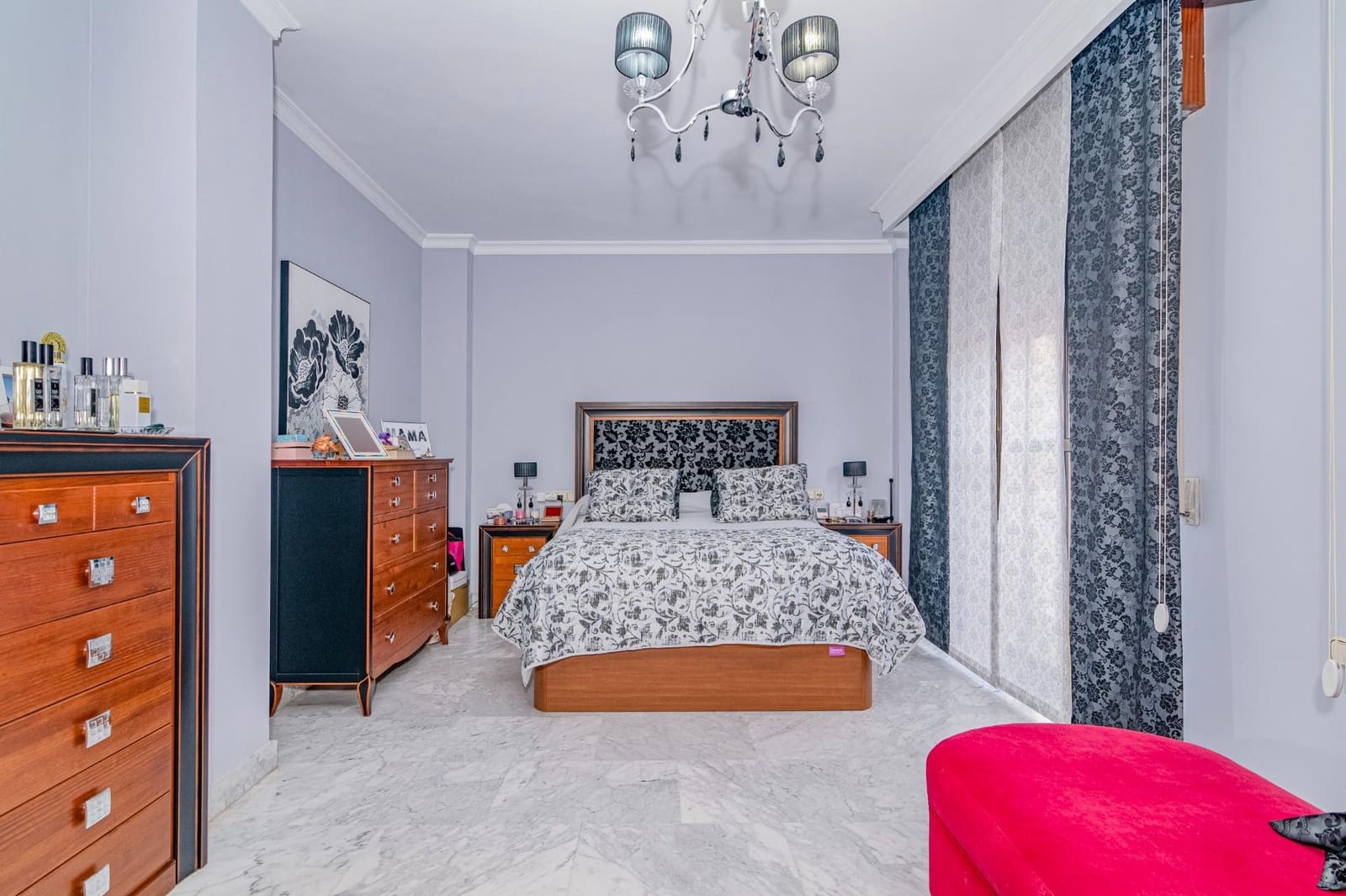 Chalet de 4 habitaciones en Granada ciudad en venta con garaje - 442.000 € (Ref: 9679951)