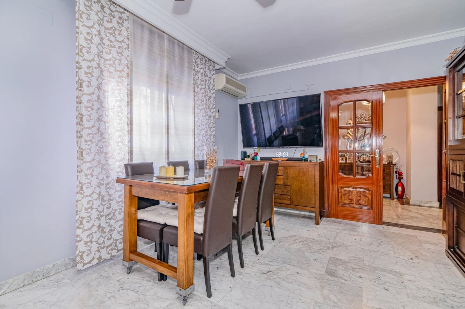 Chalet de 4 habitaciones en Granada ciudad en venta con garaje - 442.000 € (Ref: 9679951)